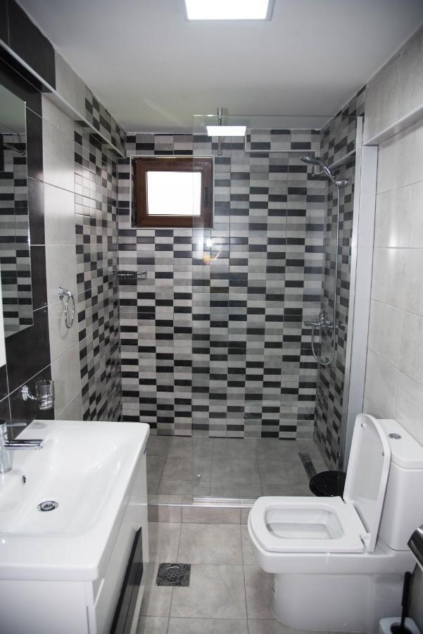 Guest House La Baja Ohrid Eksteriør billede