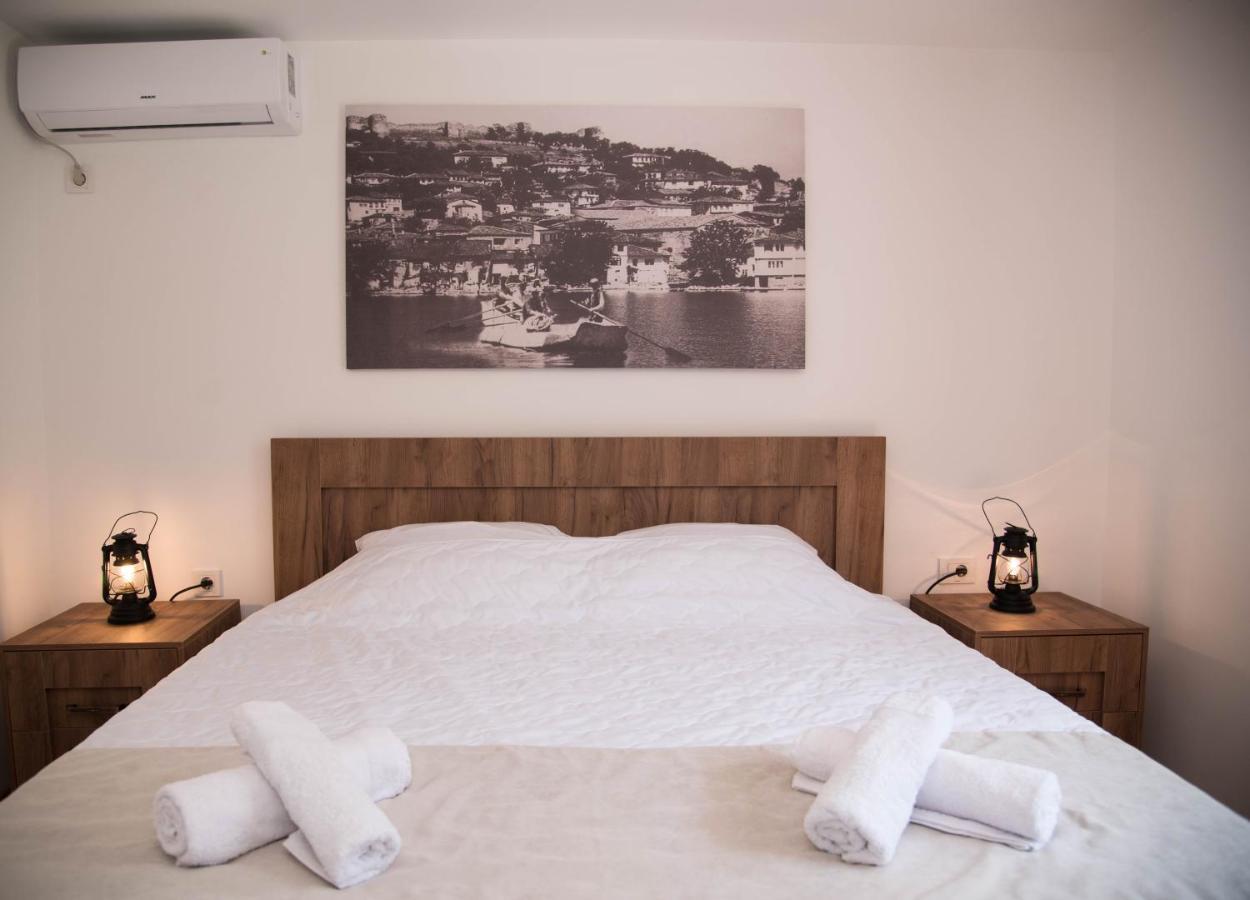 Guest House La Baja Ohrid Eksteriør billede